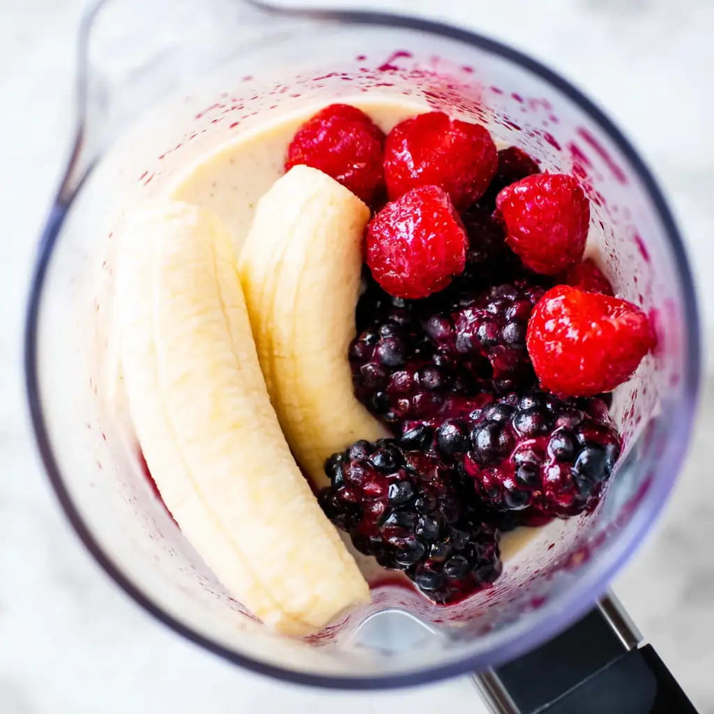 Greek Yogurt Smoothie 8 Greek Yogurt Smoothie prep